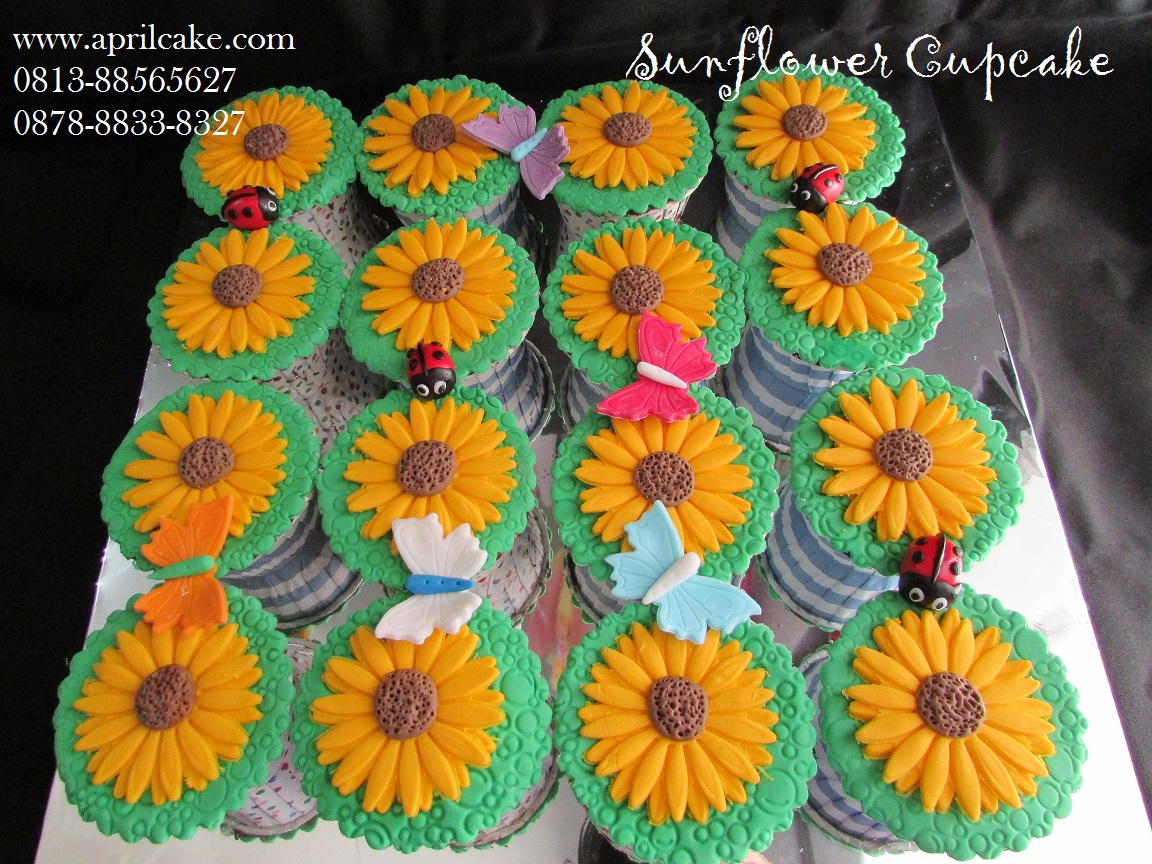 Sunflower Cupcake Sita