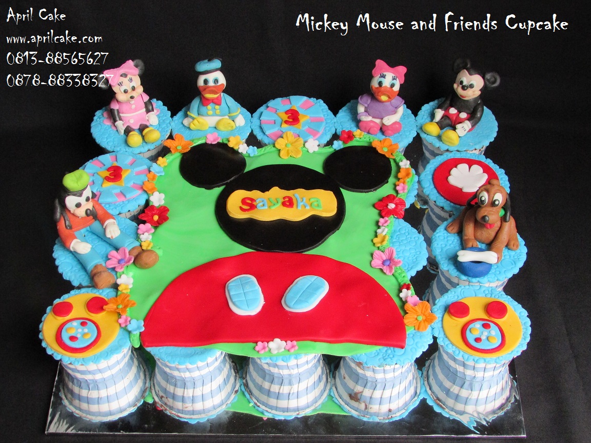 Mickey cupcake Sayaka