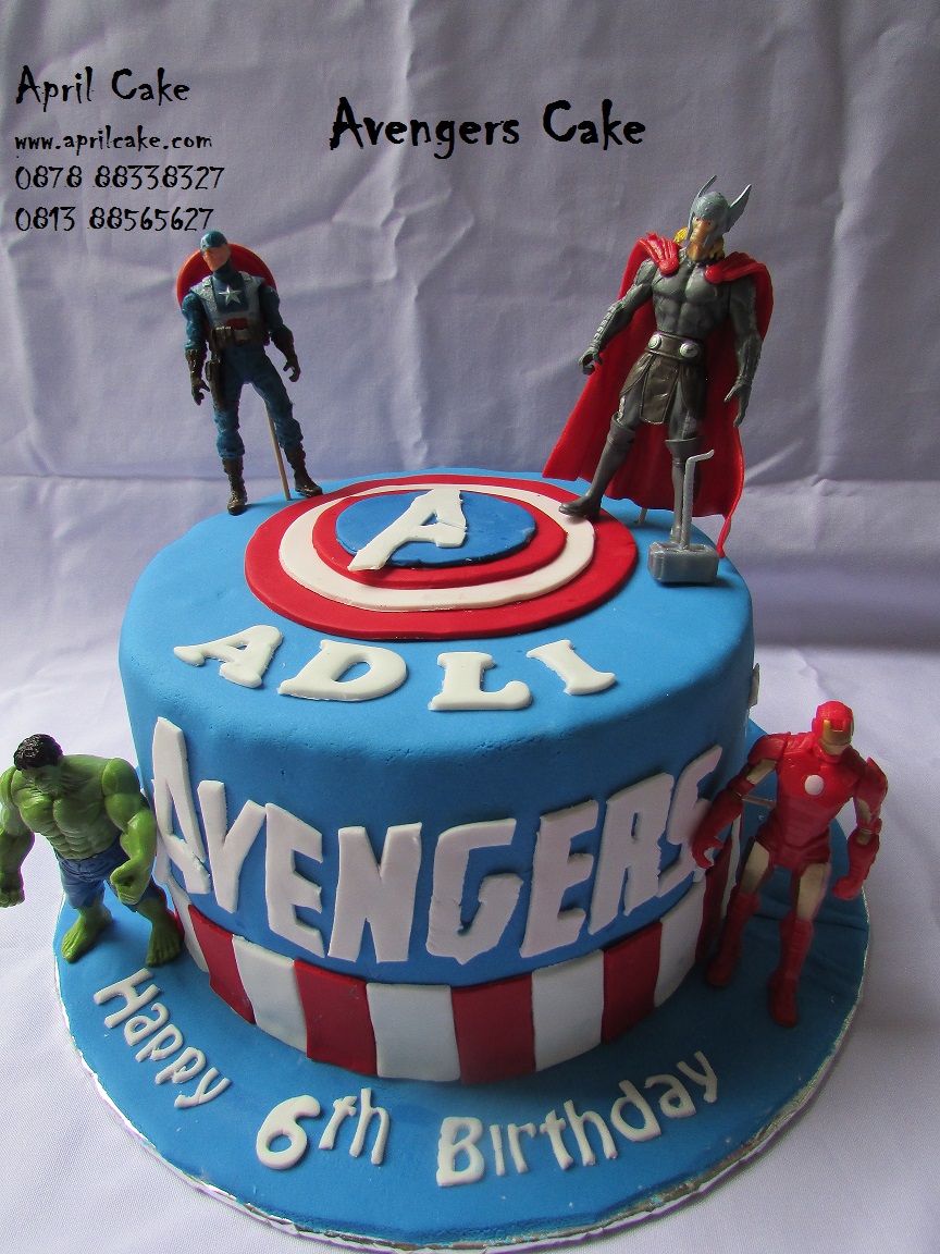 Avengers Cake Adli